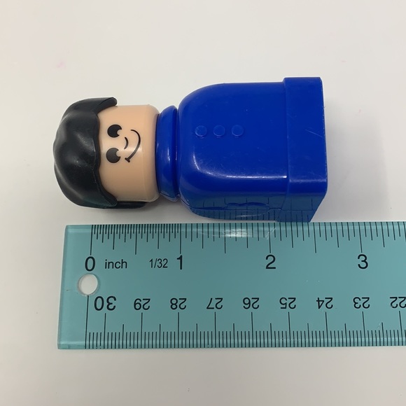 2.5” boy 👦 vintage toy hard plastic kids play - Picture 9 of 10